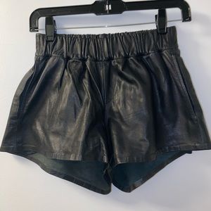 rag & bone Leather shorts with pockets